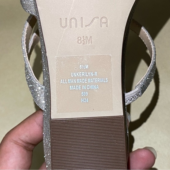 NEW Unisa Kerilyn Silver Glitter Low Block Heel Sandals - Picture 7 of 7